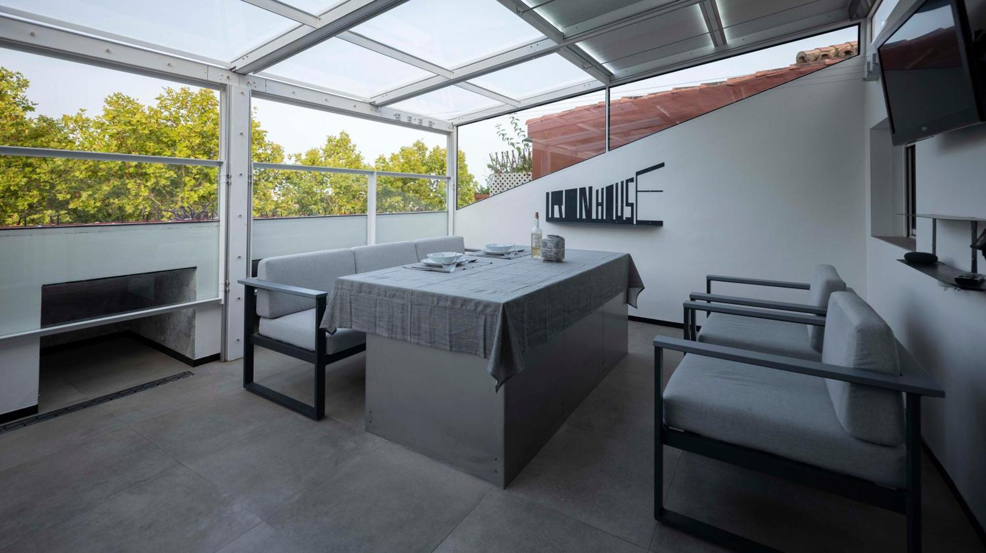 Apartment Iron House - Golden Mile Penthouse Bathtub Puente *